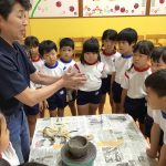 高井晴美先生にお茶椀の作り方を教えてもらいました。