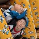 探検で歩いたり遊び疲れたのか、帰りのバスではぐっすり眠っていました。