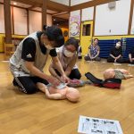 ３人１組で息を合わせて救助しました。