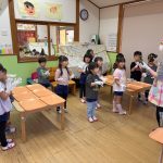 高浜町の町木である杜仲茶作りに挑戦しました。