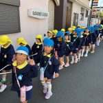 白象を引きながら、祥雲寺様から商工観光センターを目指しました。