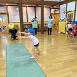 ドッチボールをして交流しました。