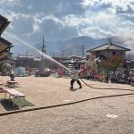 放水の見学をしました。大歓声が上がっていました。