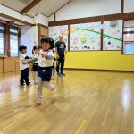 走り跳びもできるようになりました。