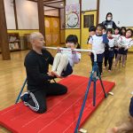 逆上がりができる子も増えてきました。